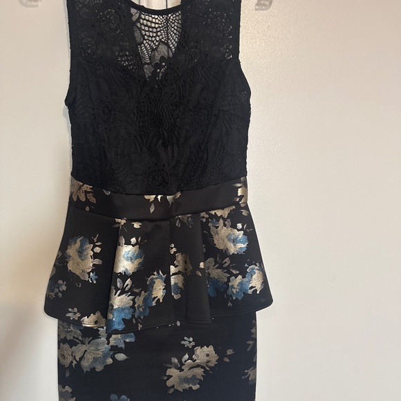 La Maison Simons Dresses & Skirts - La Maison Simons midi black laced dress with navy metallic floral pattern dress